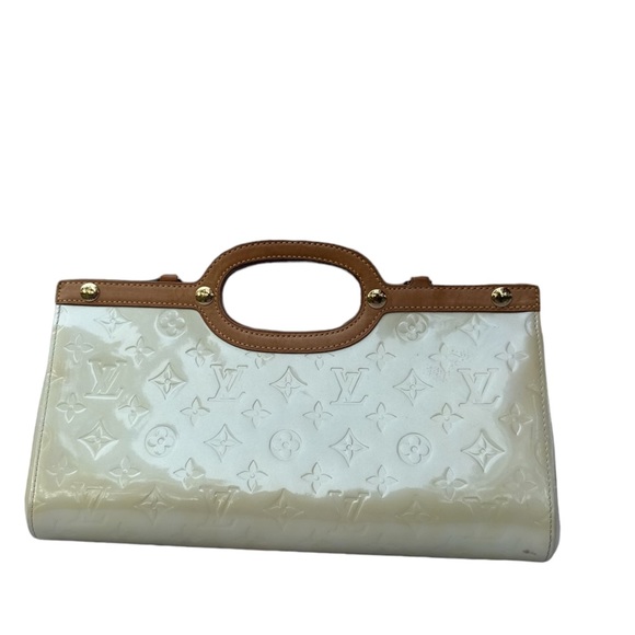 Louis Vuitton Roxbury Drive Perle Vernis Handbag - Picture 10 of 16